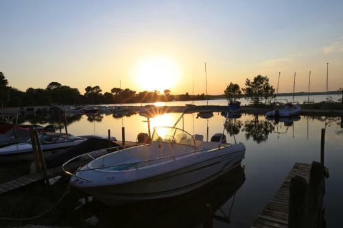 Camping Le Navarrosse **** - Maeva