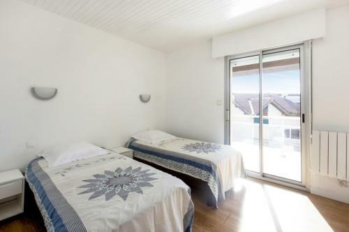 Villa With Swimming Pool Close To The Ocean