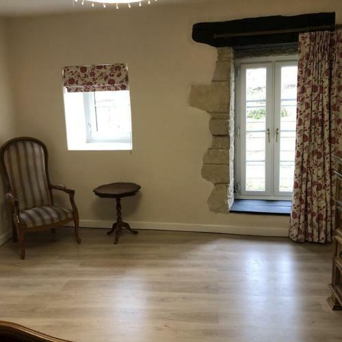 Blacksmiths Cottage In Blanzay - 3 Beds
