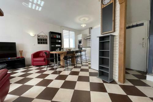 Maison C?ur De Centre Ville De Bl�r�