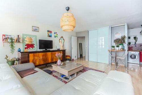 Guestready - Charming Apartment Place Du Parlement - Saint Pierre