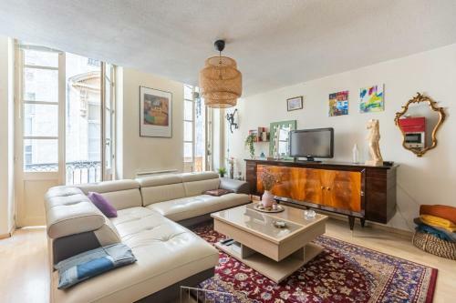 Guestready - Charming Apartment Place Du Parlement - Saint Pierre