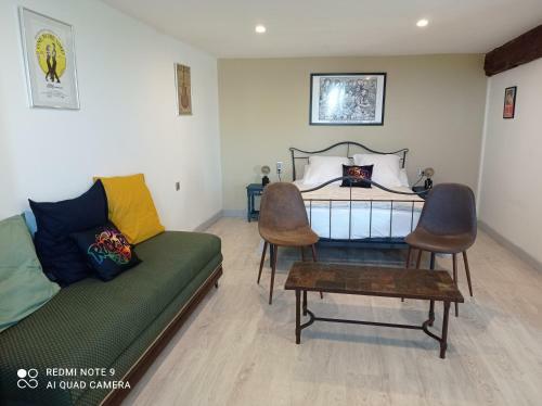 Bed & Breakfast A L �poque