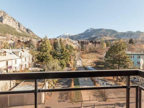 Apartamento Appartement Brian�on, 2 Pi�ces, 6 Personnes - Fr-1-330c-22