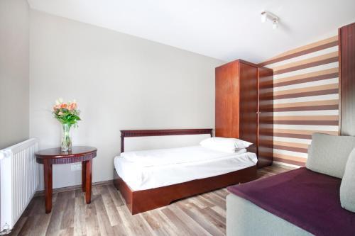 Hostal Artis Pokoje Go?cinne