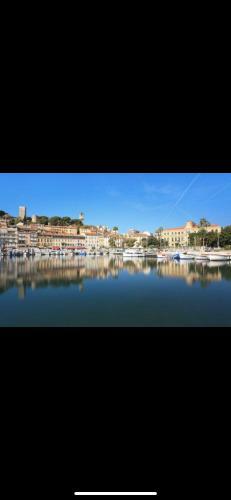 Apartamento Appartement Avec Balcon Au C?ur Du Suquet