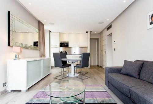 Apartamento 1 Bedroom In Front Of The Palais!