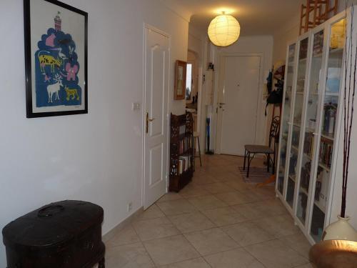 Cannes Apartment Sleeps 4 Air Con Wifi