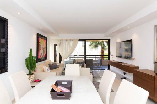 Apartamento Carlton Area : Luxury & New 2 Beds/ 2 Baths