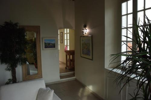 Cannes Apartment Sleeps 2 Air Con Wifi
