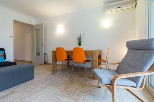 1 Bedroom Apartment Close To Beach