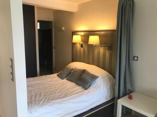 Cannes Apartment Sleeps 2 Air Con Wifi