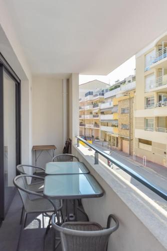 Kikiloue Modern Apartment With Swimming Pool Cannes Palm Beach
