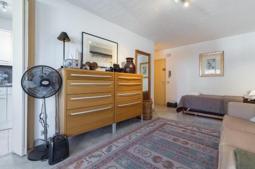 Cannes Apartment Sleeps 2 Wifi