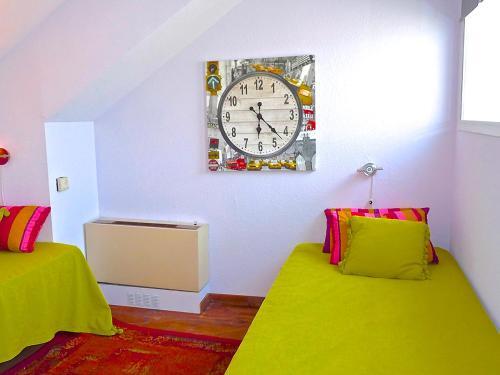 Cannes Apartment Sleeps 7 Pool Air Con Wifi
