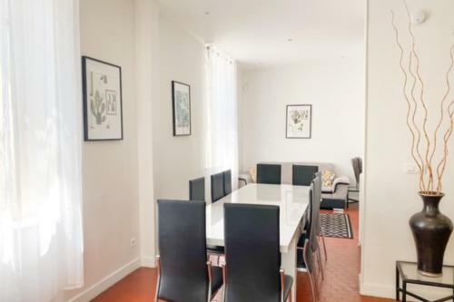 Villa 8 Chambres - 200 M�tres Croisette