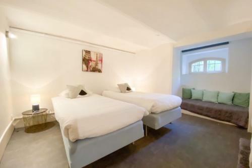 Villa 8 Chambres - 200 M�tres Croisette