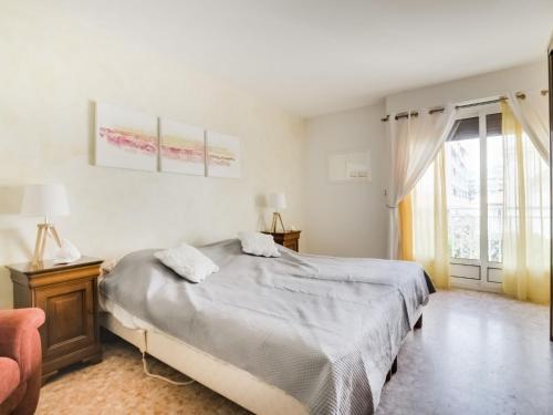 Apartment Reine Astrid-3