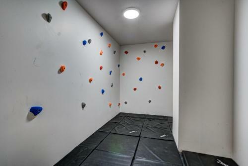 Big Rock Luxury 4/5br/4ba Apartment In Chamonix Centre