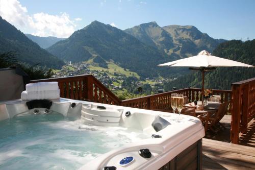 Chalet Belle Vache In Chatel With Hot-tub