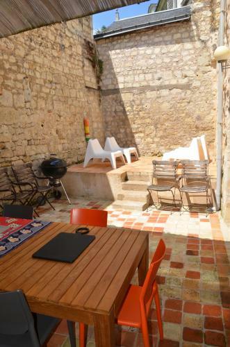 Chinon Coeur de Ville, Maison Avec Cour Int�rieure