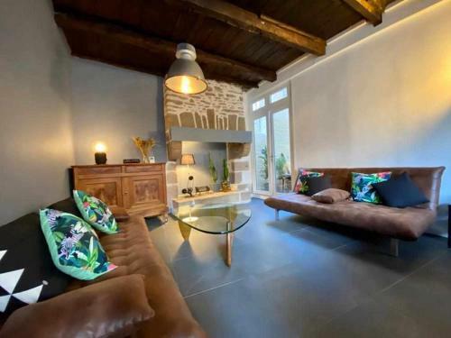 The 1777 House By Locntour