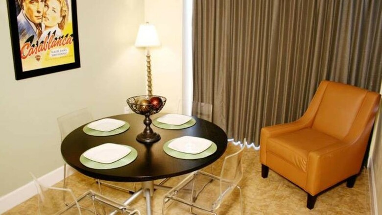 Hotel Crescent Resort