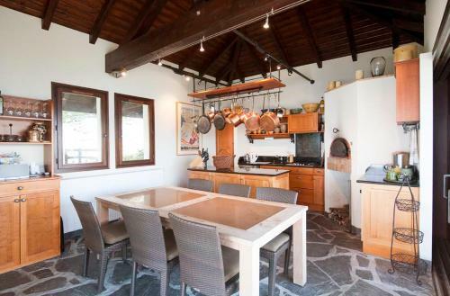 Faverges Villa Sleeps 15 Pool Wifi