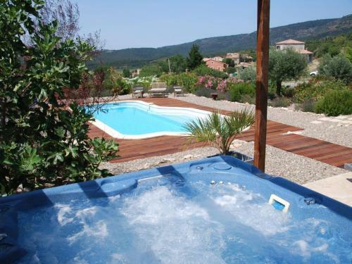 Modern Villa In Camplong With Private Pool