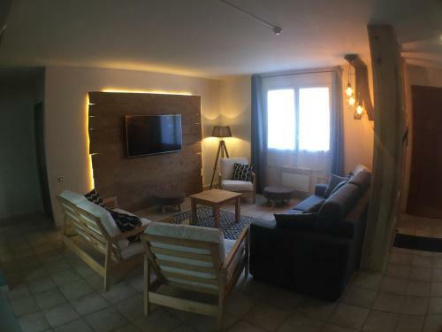 Domaine De La Loge