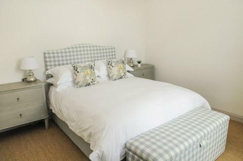 Filouane Chateau Sleeps 16 Pool Wifi