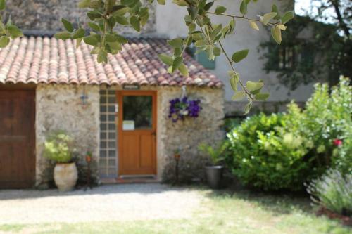 Lou Petarel Charming House With Shared Pool Nature An Calm In Provence