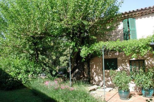 Les Messugues Mas In Provence With Shared Pool Nature Calm Space