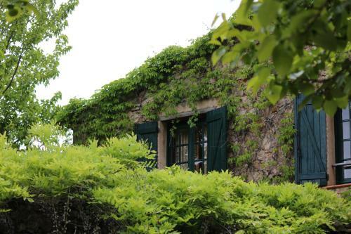 L'oubradou Charming Mas In Provence With Shared Pool Nature And Calm