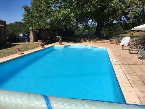 Remarkable 3-bed House In Gavaudun