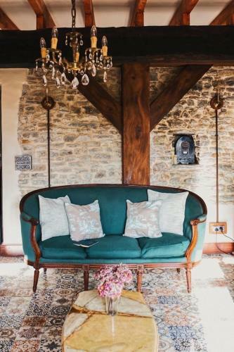 Glatigny Villa Sleeps 6 With Wifi