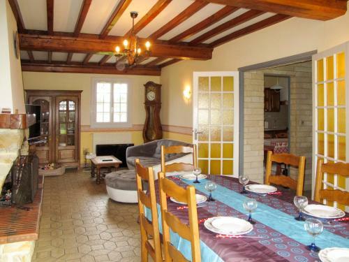 Holiday Home La Butellerie - Gly401