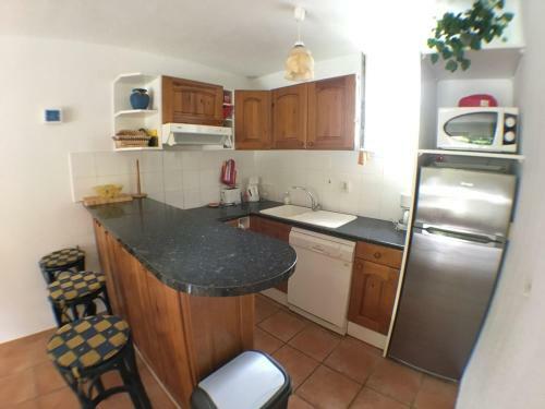 Cp 19 Villa 4 Pi�ces 6 Couchages Gruissan