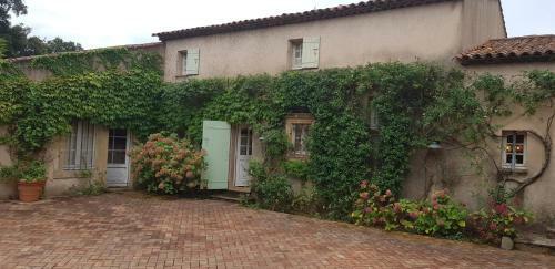 Splendid House On The Heights Of Grimaud