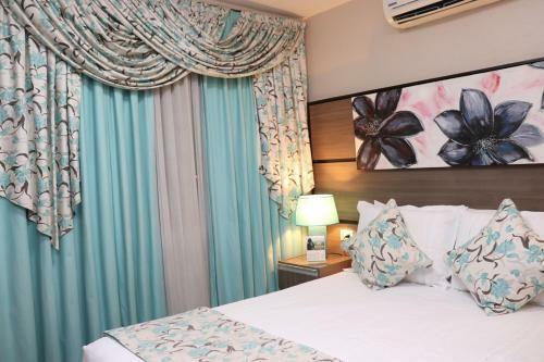 Hotel Luxsur