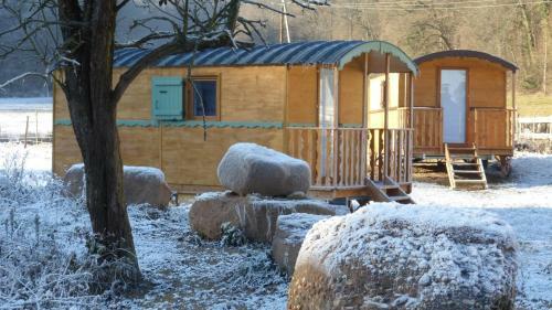 Bed & Breakfast Roulottes Django Et Bella