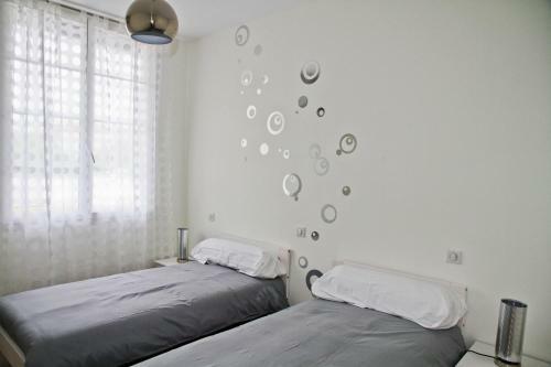 Apartamento Kaneta - Apt 3*** Dans Villa Typique Et Piscine