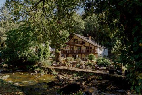 Hotel Logis Auberge de Pont Calleck