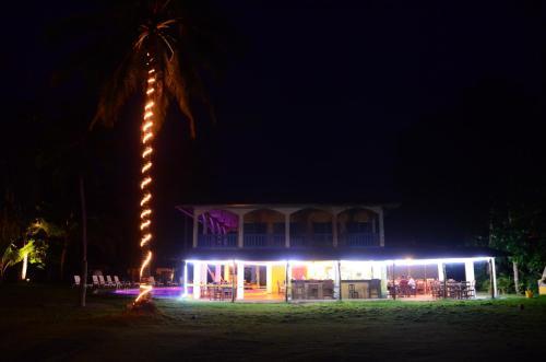 Hotel Las Lajas Beach Resort