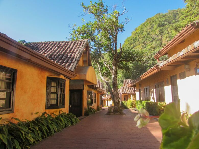 Hotel Valle Escondido Resort Golf & Spa