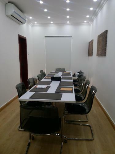 Apartamento Oman Palm Hotel Suites