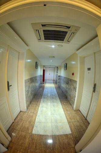 Husin Al Khaleej Hotel Apartment
