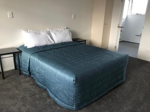 Ambassador Motor Inn
