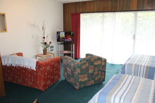 Anglers Paradise Motel