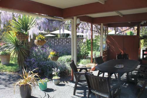 Anglers Paradise Motel